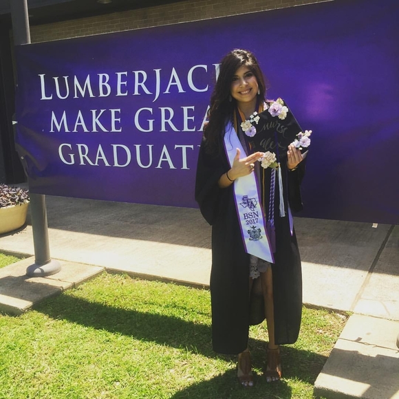 Meet your Posher, Alex - Picture 1 of 1